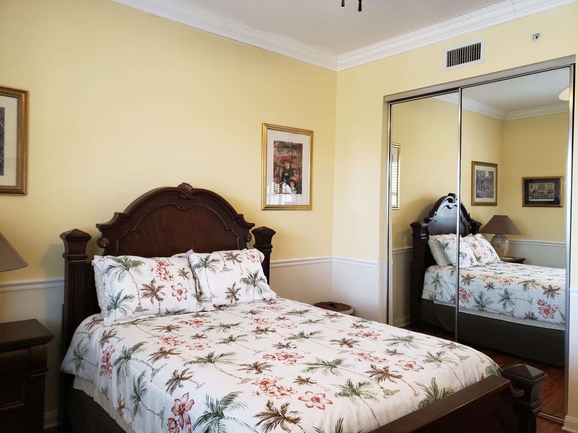 37 Harbour Isle Drive E, Unit 203, Fort Pierce, FL 34949 Photo