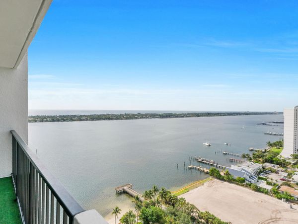 5600 N Flagler Drive, Unit 2504, West Palm Beach, FL 33407