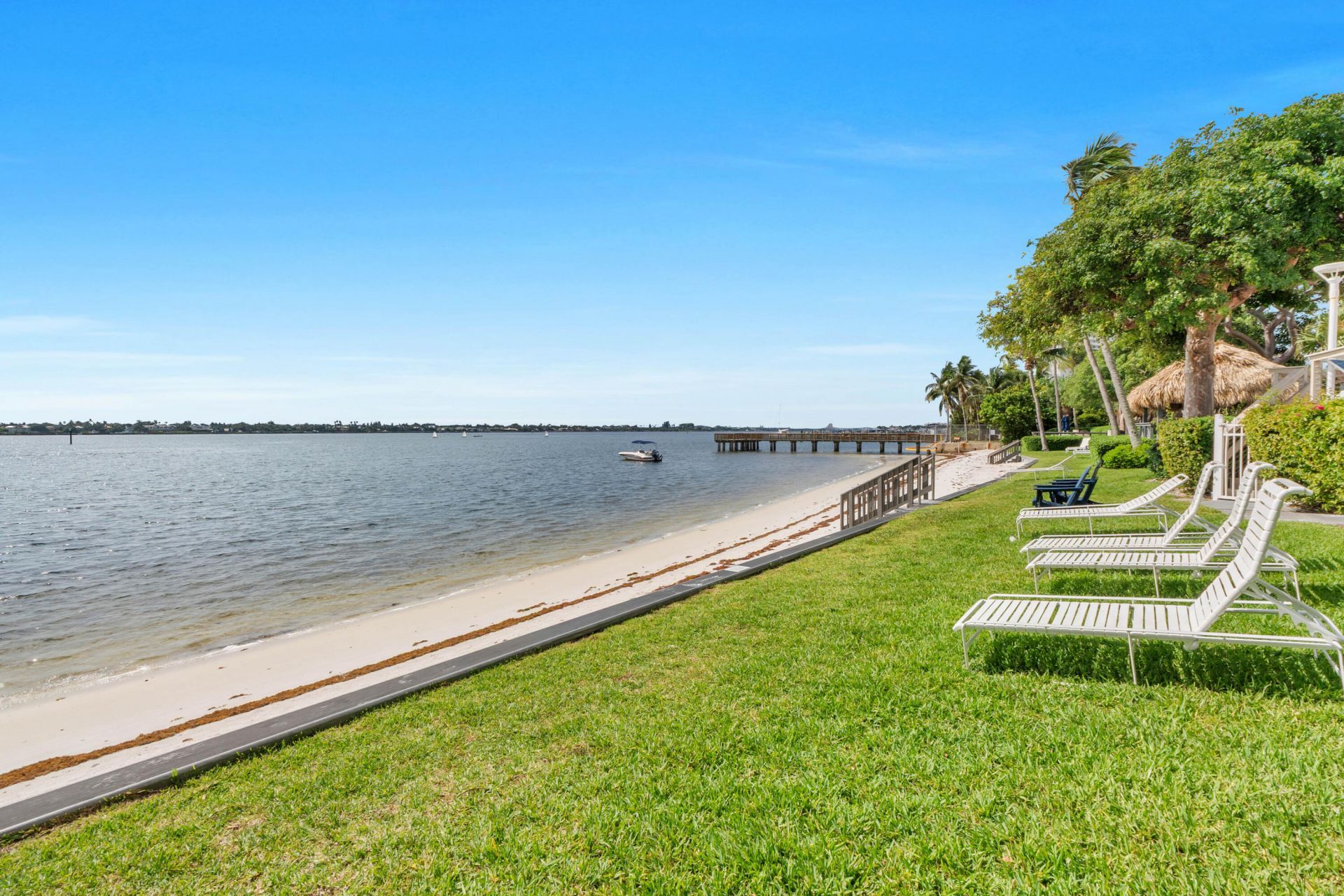 5600 N Flagler Drive, Unit 2504, West Palm Beach, FL 33407 Photo