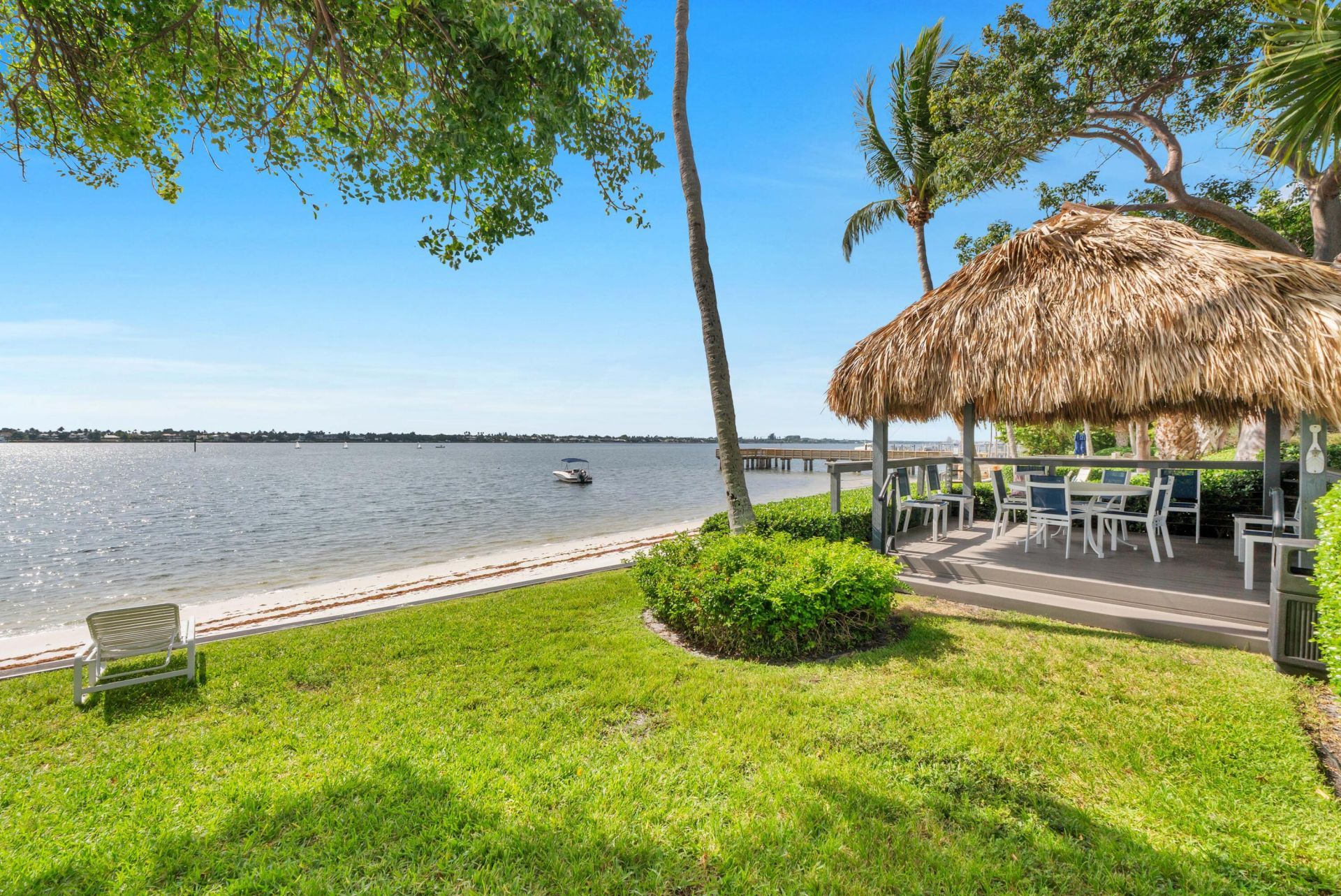 5600 N Flagler Drive, Unit 2504, West Palm Beach, FL 33407 Photo