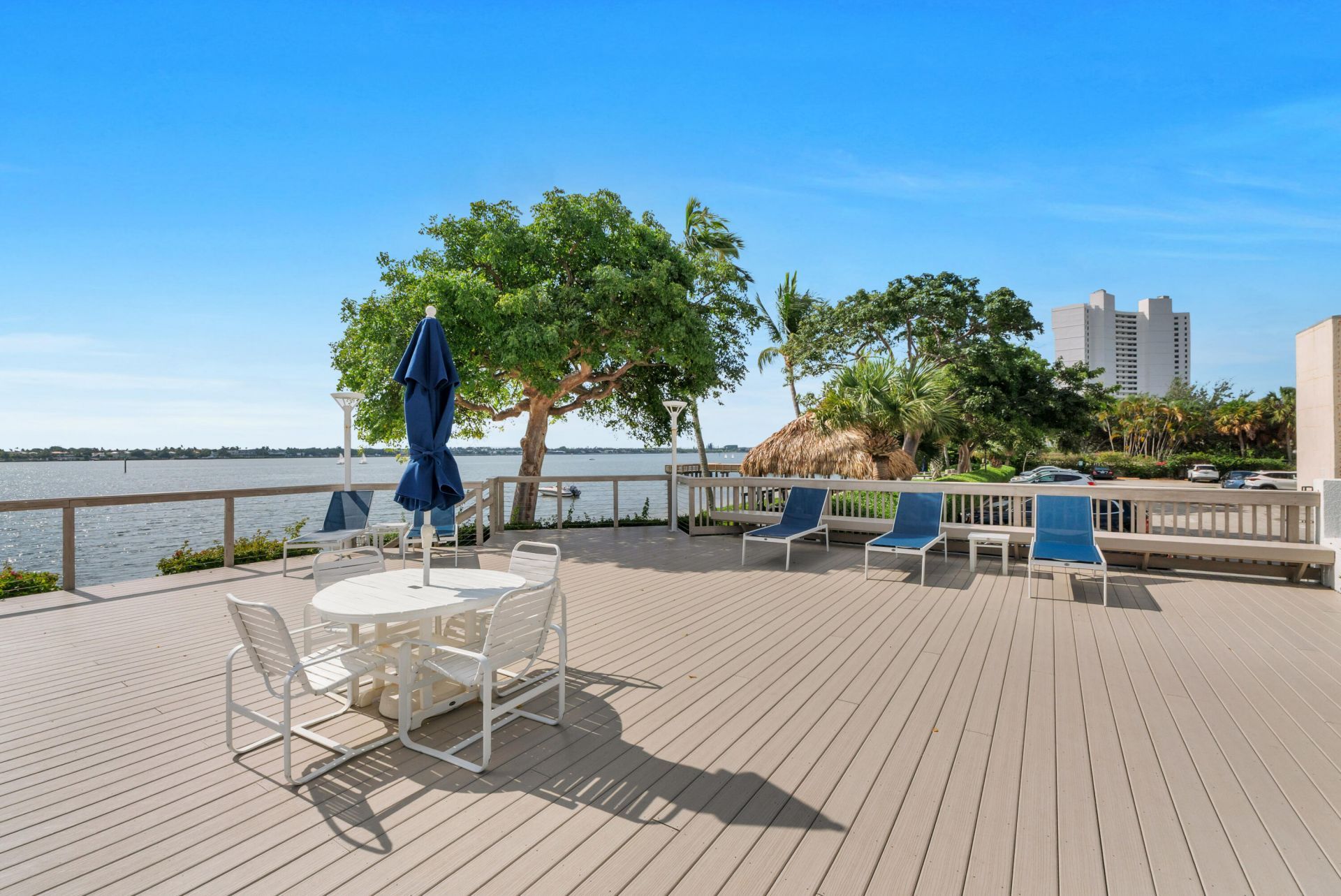 5600 N Flagler Drive, Unit 2504, West Palm Beach, FL 33407 Photo