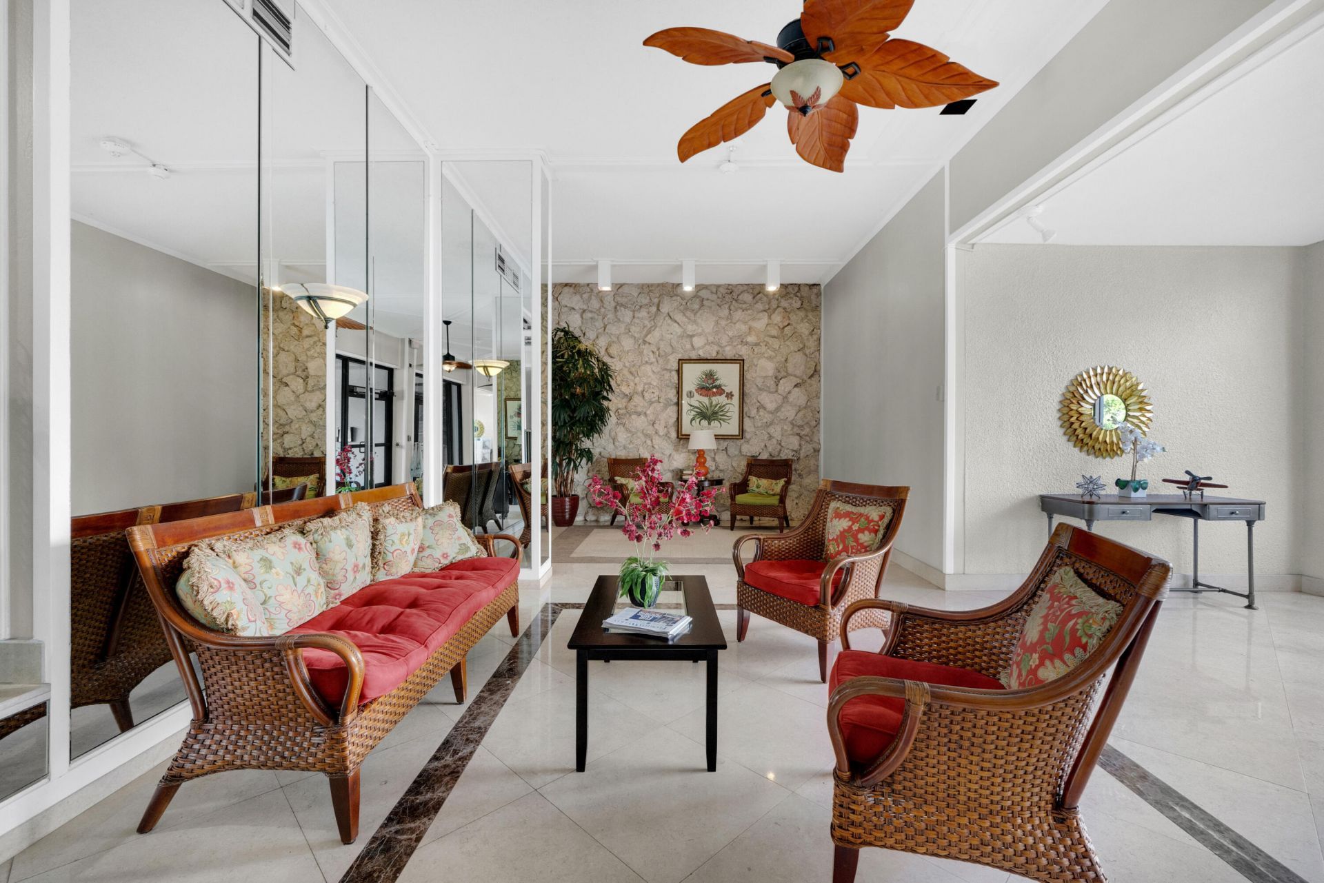 5600 N Flagler Drive, Unit 2504, West Palm Beach, FL 33407 Photo