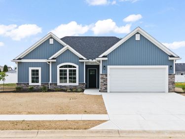 2917 Seminole Way, Piqua, OH 45356