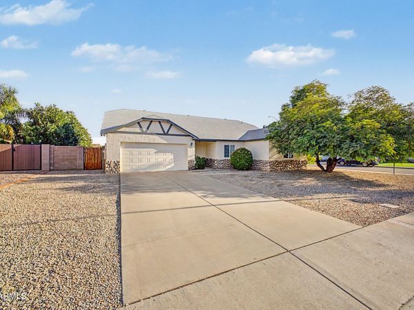 2631 E MINTON Street, Mesa, AZ 85213