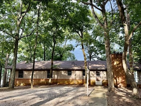 135 Spumante Ln., Counce, TN 38326