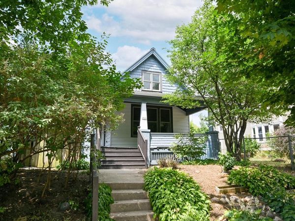 2525 N Pierce STREET, Milwaukee, WI 53212