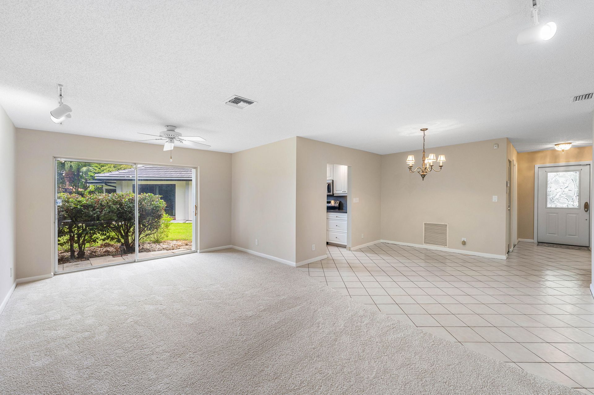 1752 Riverwood Lane, Coral Springs, FL 33071 Photo