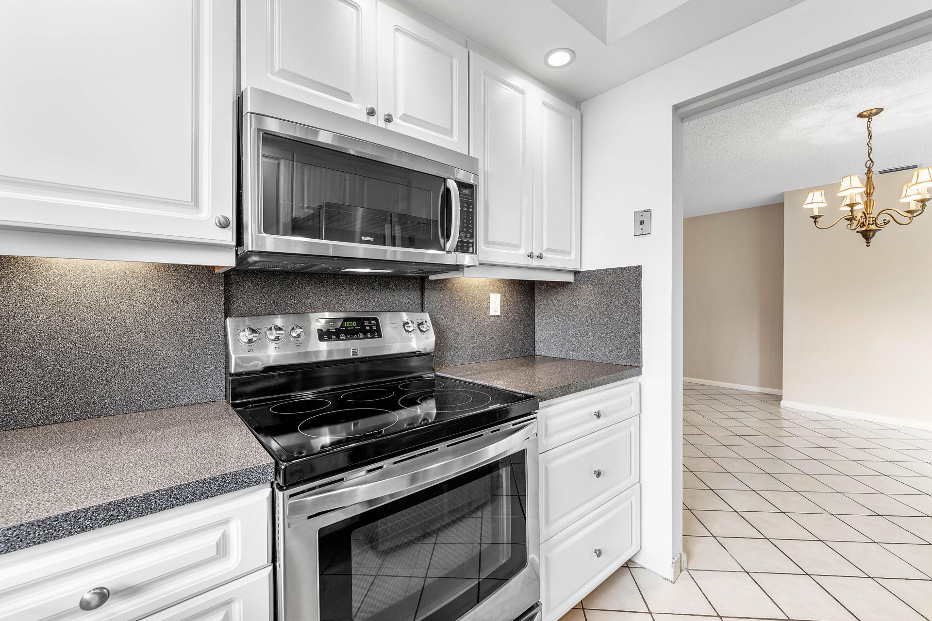 1752 Riverwood Lane, Coral Springs, FL 33071 Photo