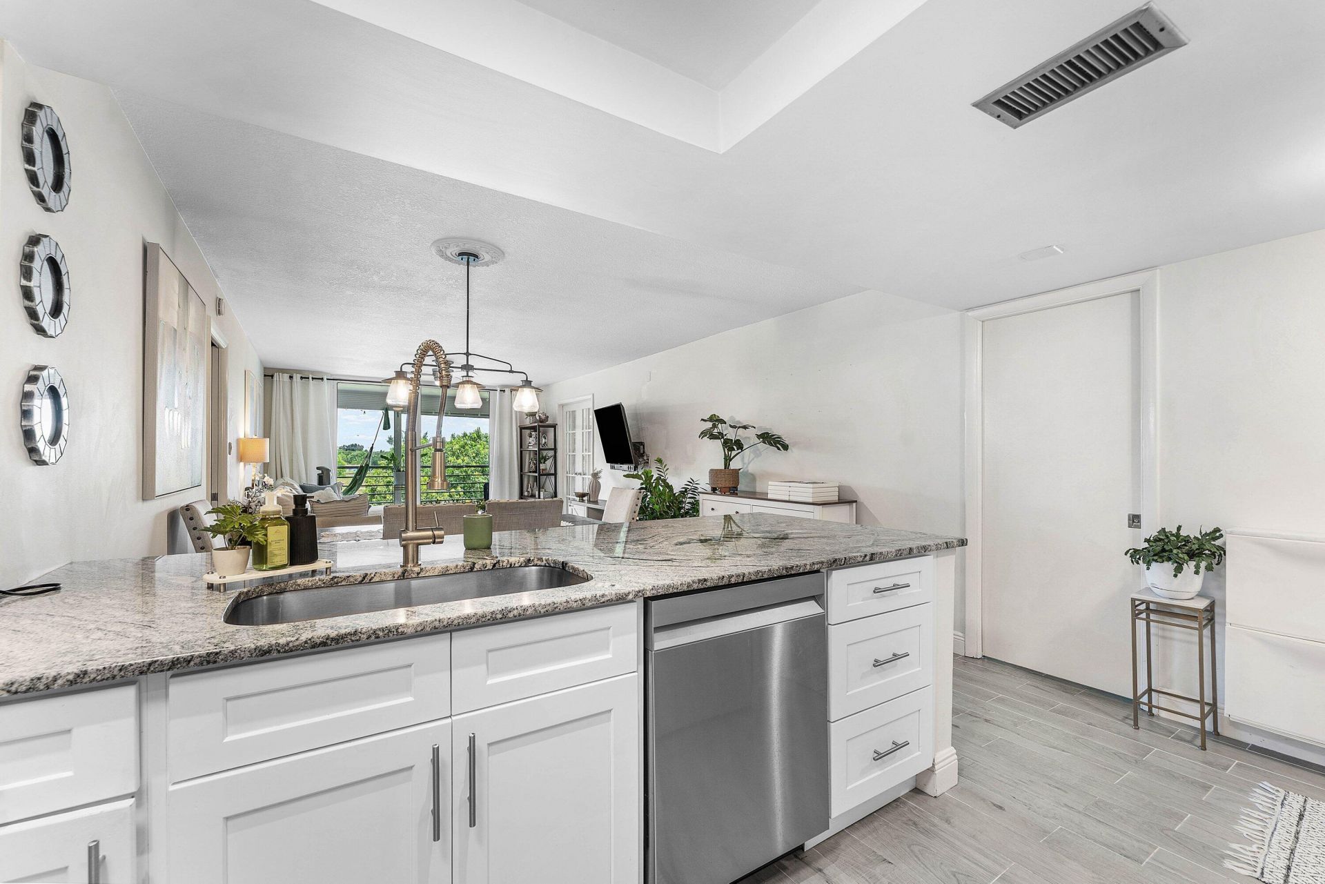 6000 NW 2nd Avenue, Unit 433, Boca Raton, FL 33487 Photo
