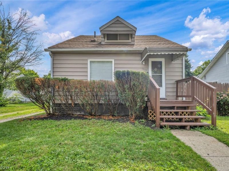 1247 Dietz Avenue, Akron, OH 44301 Photo 2