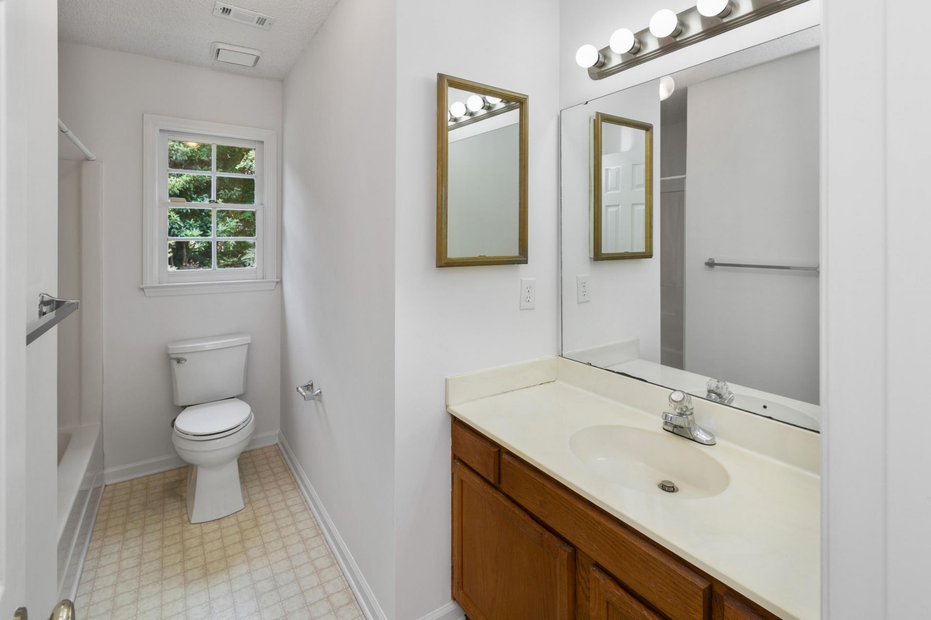 956 Portabella Lane Photo 23