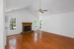 956 Portabella Lane photo 4