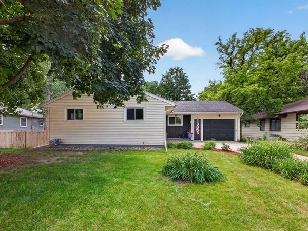 850 11 1/2 Street SW, Rochester, MN 55902