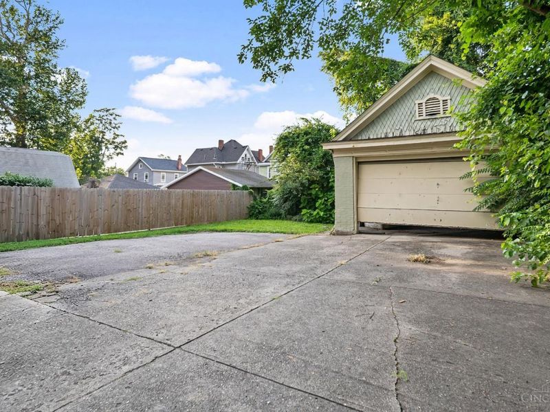 1942 Hudson Avenue, Norwood, OH 45212 Photo 30