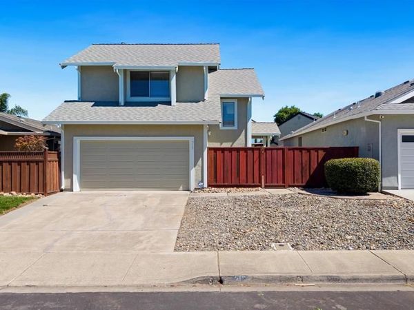 218 Almondtree Ln, Oakley, CA 94561