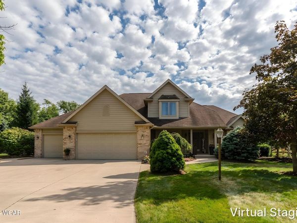 101 Hawthorn Court, Bluffton, OH 45817