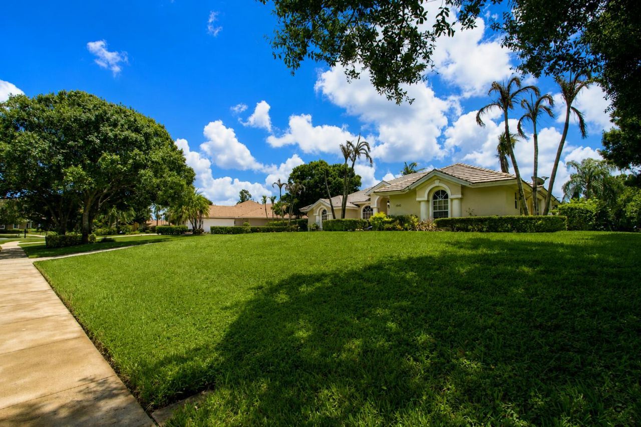 1542 SW Jasmine Trace, Palm City, FL 34990 Photo