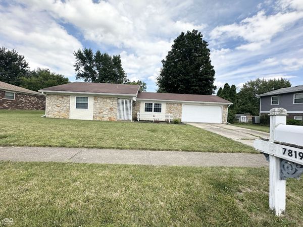 7819 Snowflake Drive , Indianapolis, IN 46227