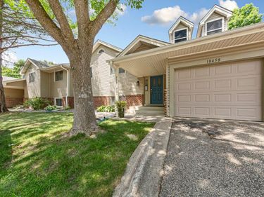 18450 Creeks Bend Drive, Minnetonka, MN 55345