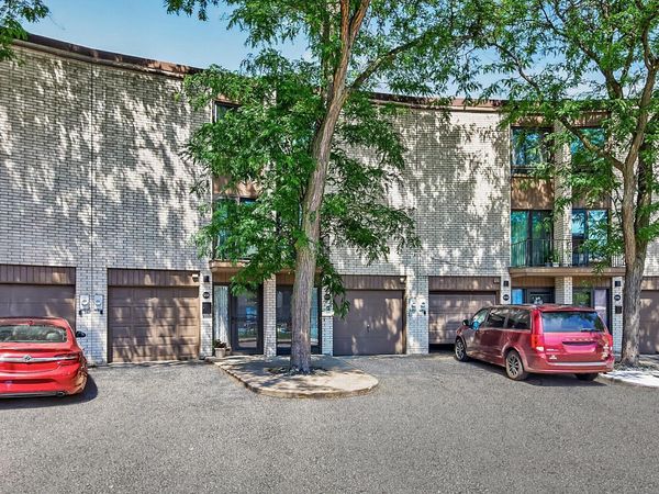 123 McKnight Road N, Unit J, Saint Paul, MN 55119