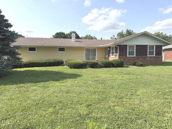 710 Carolyn Street , Mendota, IL 61342