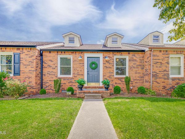 109 Mayfield Drive, Unit 2, Elizabethton, TN 37643