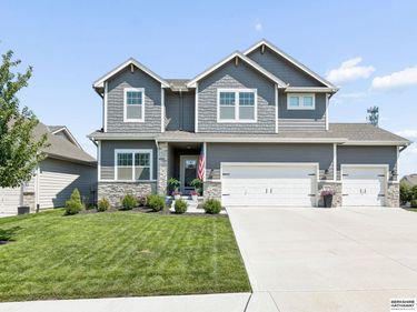 21302 G Street, Elkhorn, NE 68022