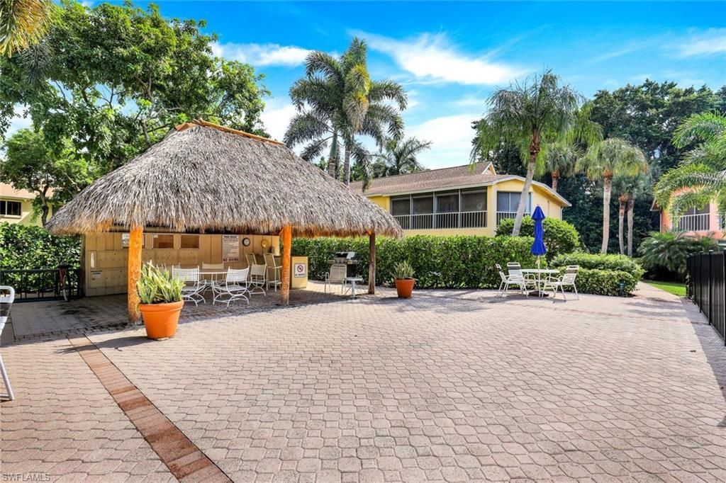 3200 Binnacle Dr , Unit B4, Naples, FL 34103 Photo