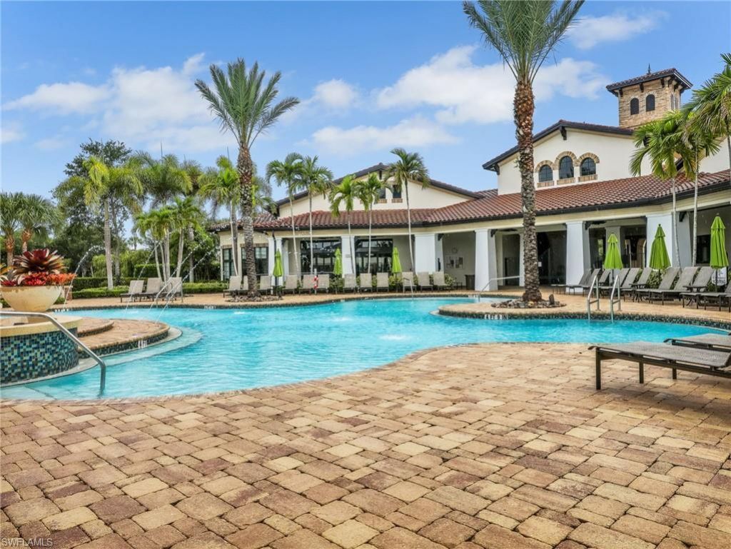 9157 Glenforest Dr, Naples, FL 34120 Photo