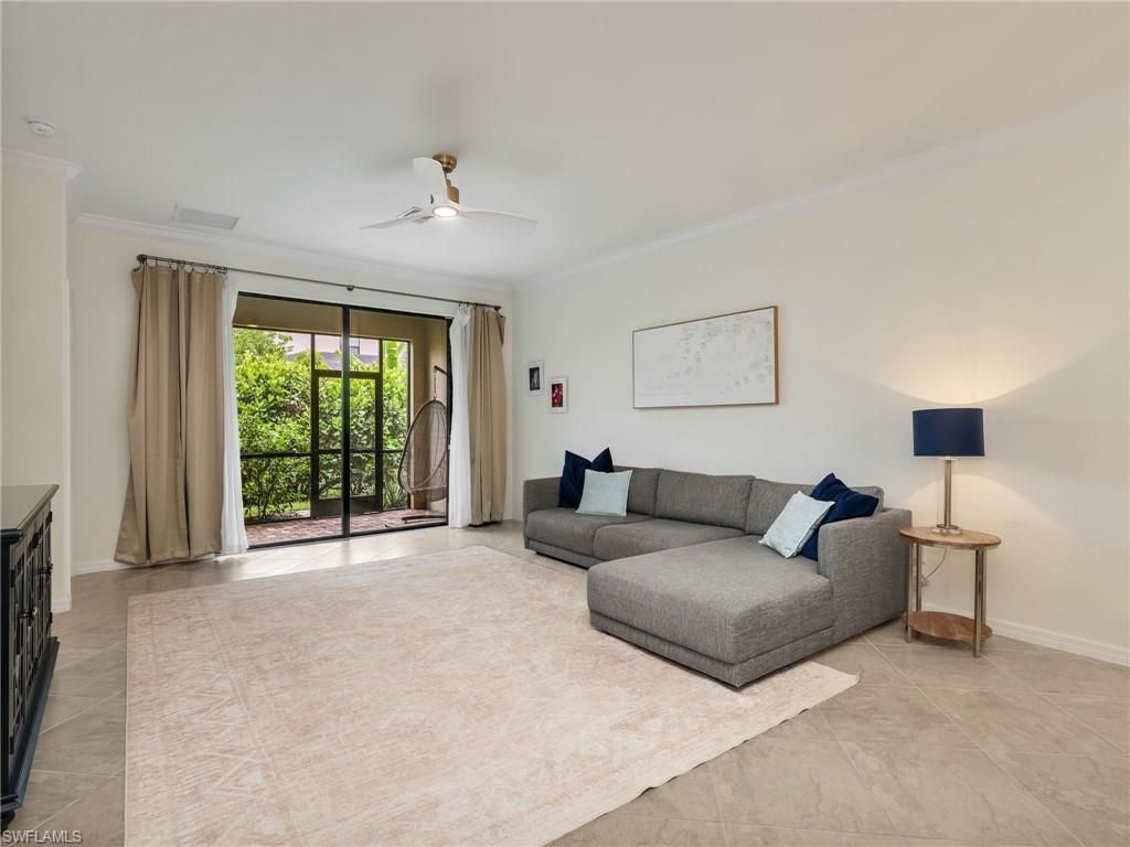 9157 Glenforest Dr, Naples, FL 34120 Photo