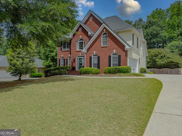 1116 Maple Creek Ridge, Loganville, GA 30052