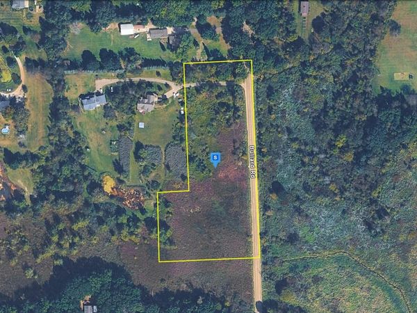4825 Bullard Road, Hartland, MI 48353
