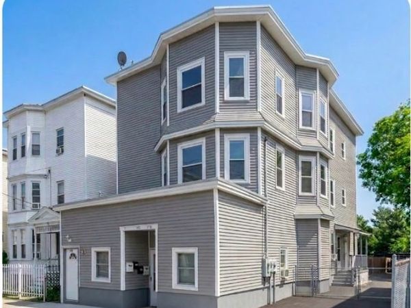 172-174 Park St, Lawrence, MA 01841