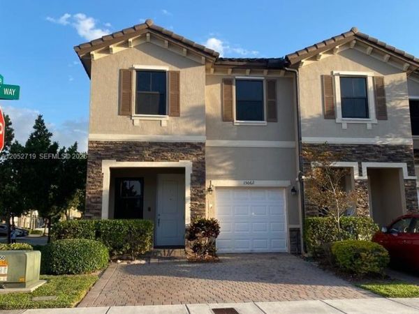 15062 SW 117th Way , Unit 15062, Miami, FL 33196