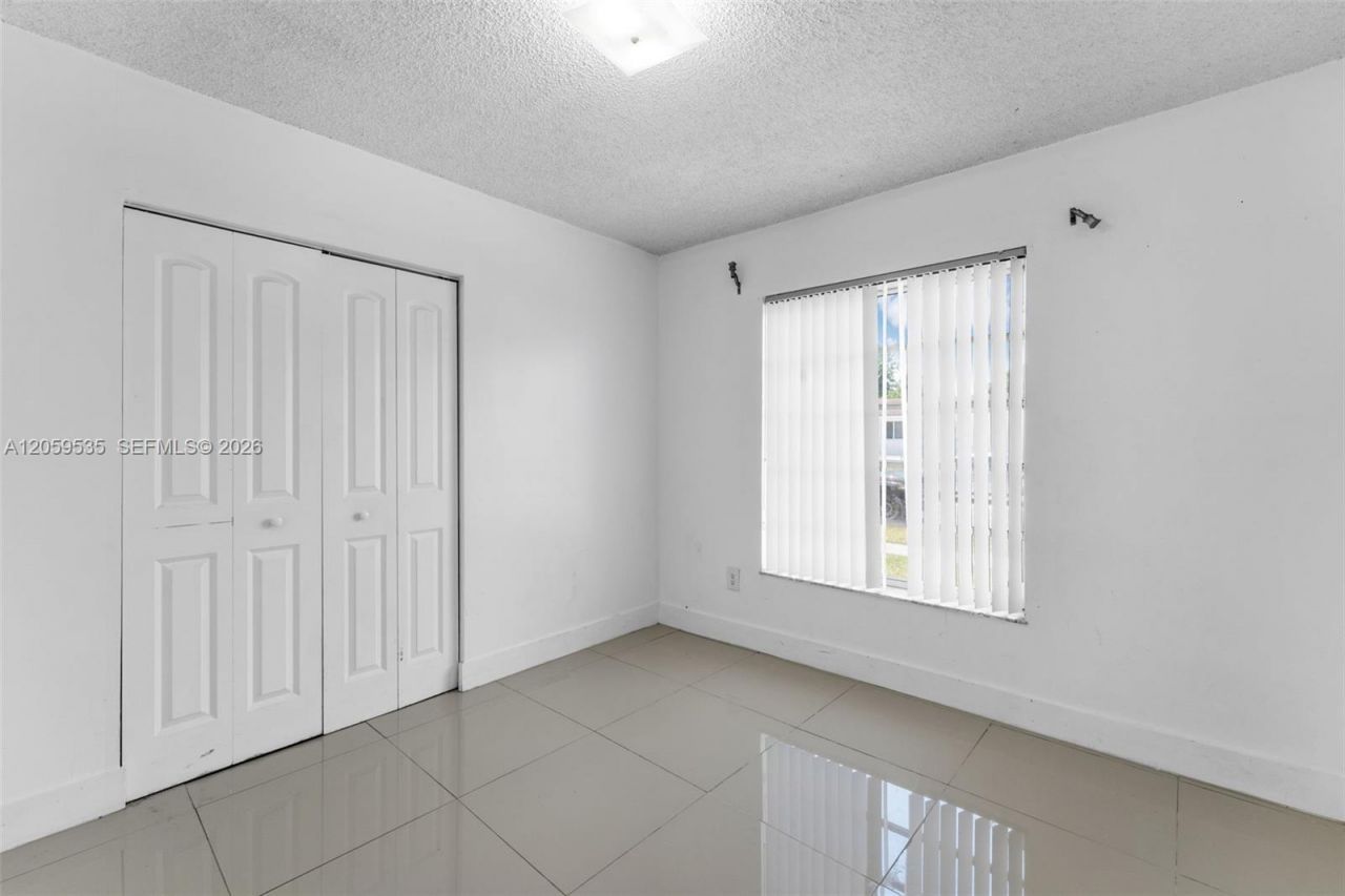 15543 SW 107th Ct, Miami, FL 33157 Photo