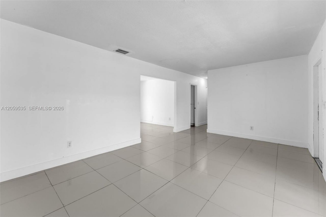 15543 SW 107th Ct, Miami, FL 33157 Photo