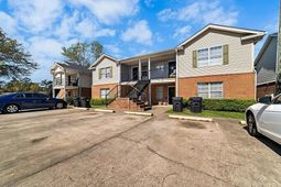 100-106 Tonyota Court photo 4