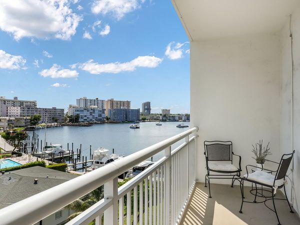 126 Golden Isles Drive, Unit 52A, Hallandale Beach, FL 33009