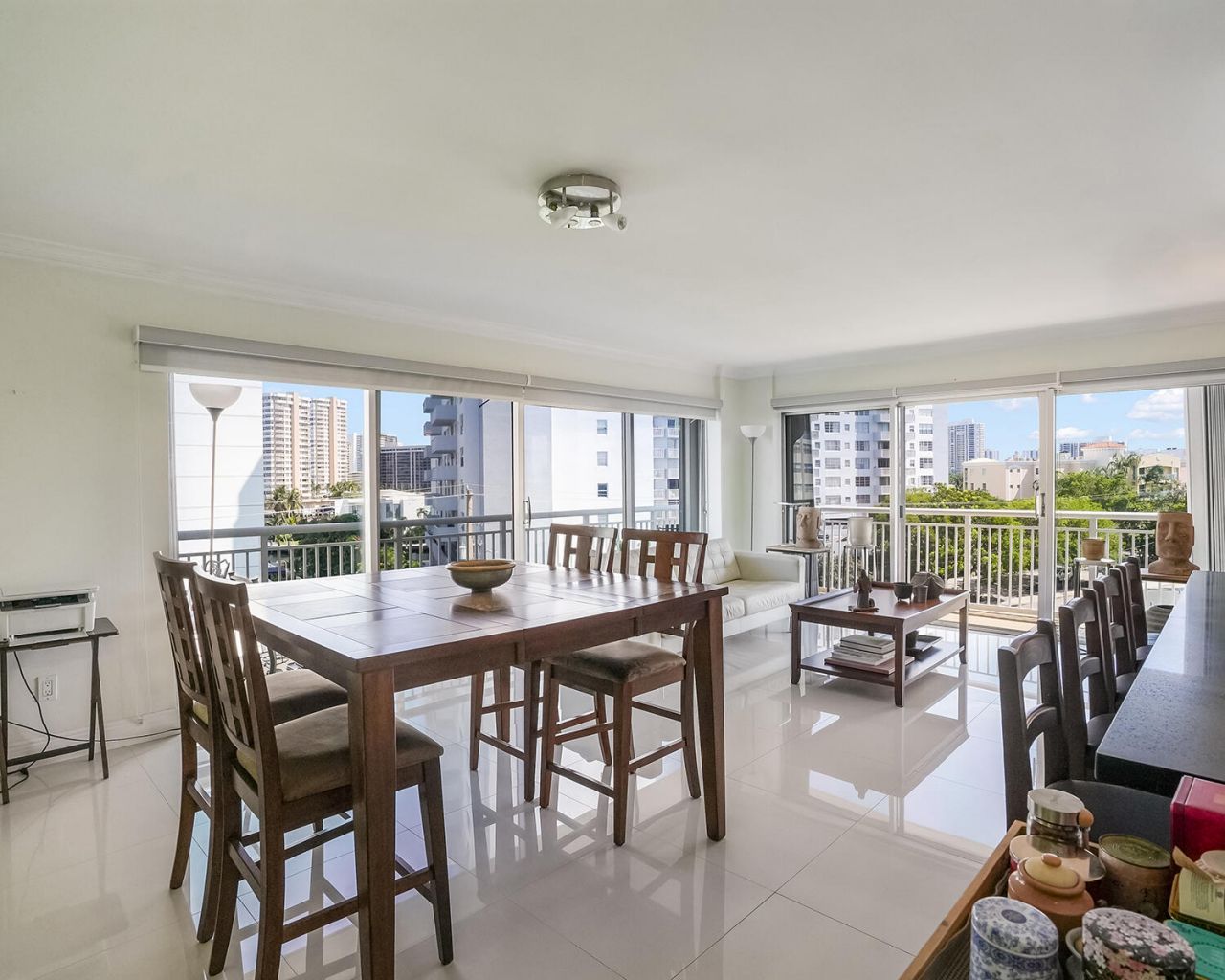 126 Golden Isles Drive, Unit 52A, Hallandale Beach, FL 33009 Photo