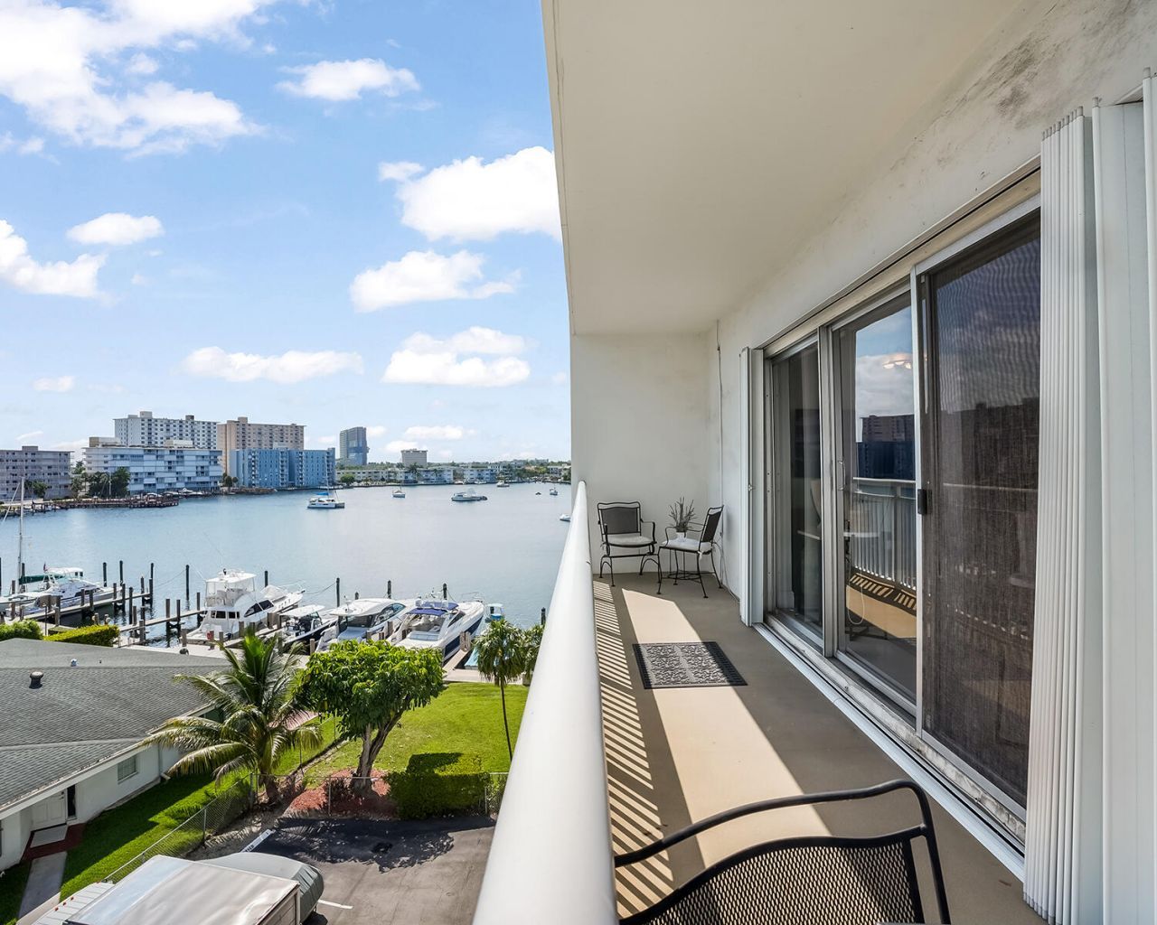 126 Golden Isles Drive, Unit 52A, Hallandale Beach, FL 33009 Photo