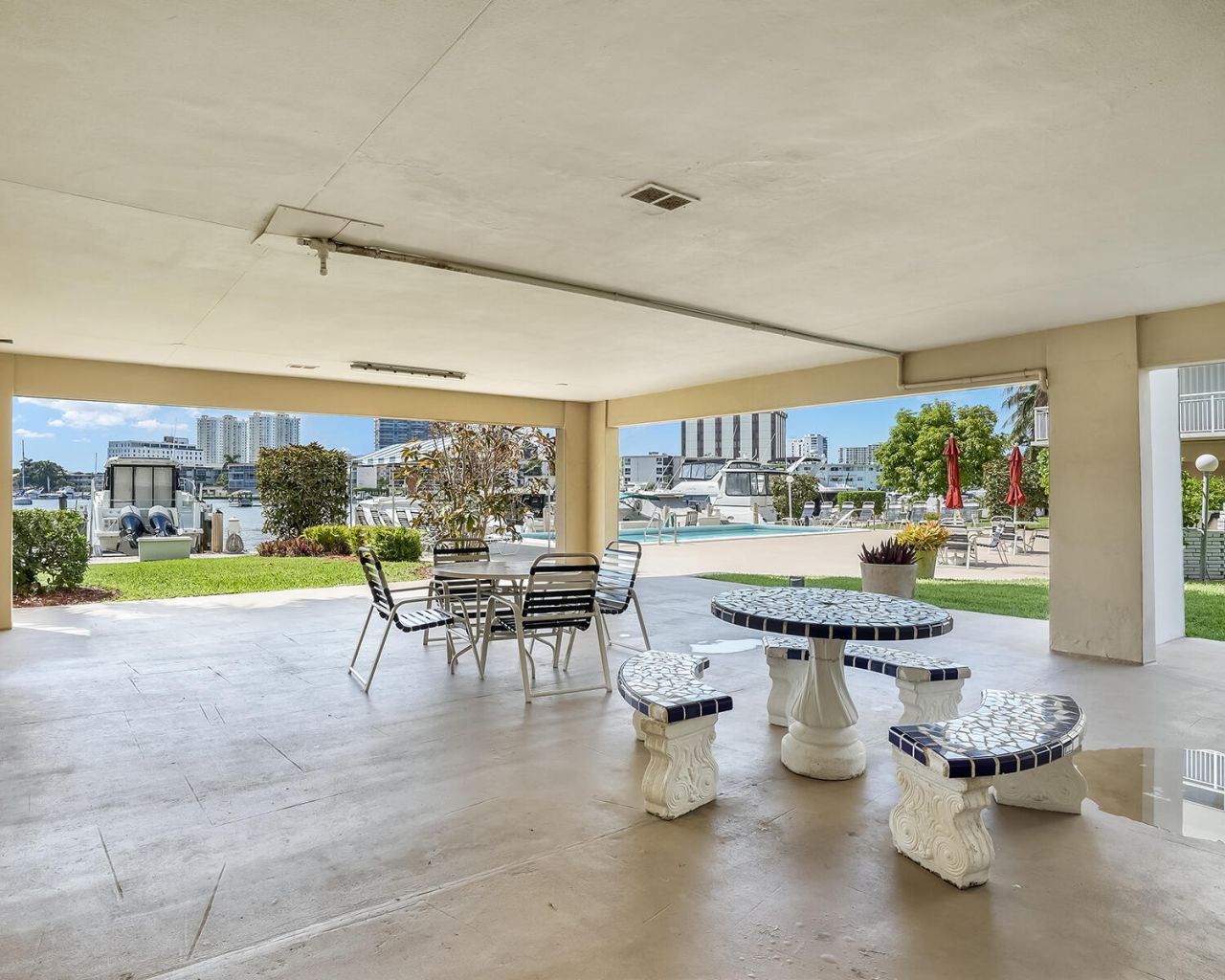 126 Golden Isles Drive, Unit 52A, Hallandale Beach, FL 33009 Photo