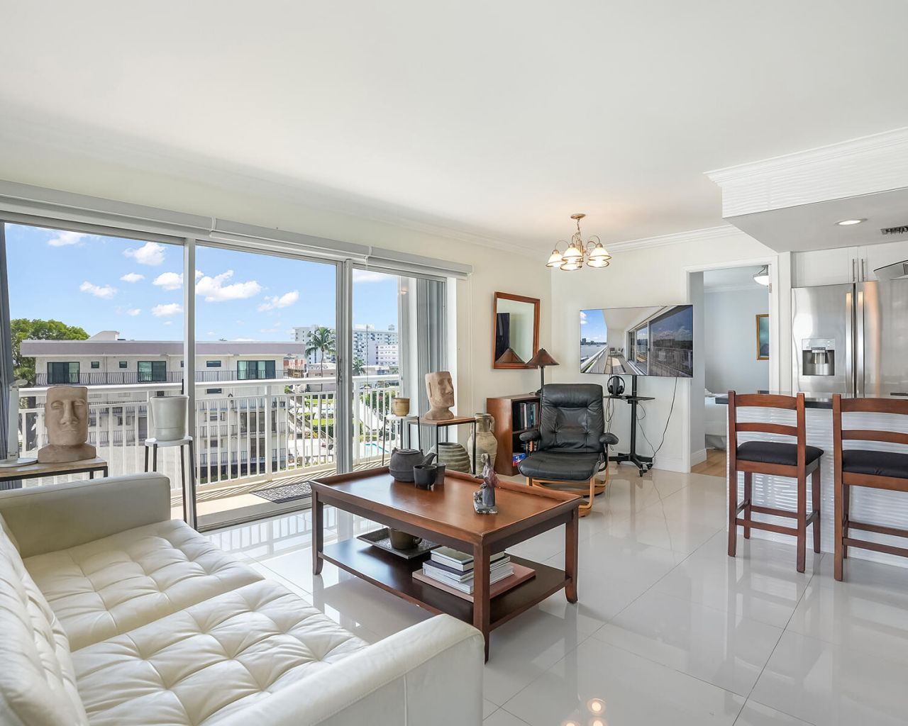 126 Golden Isles Drive, Unit 52A, Hallandale Beach, FL 33009 Photo
