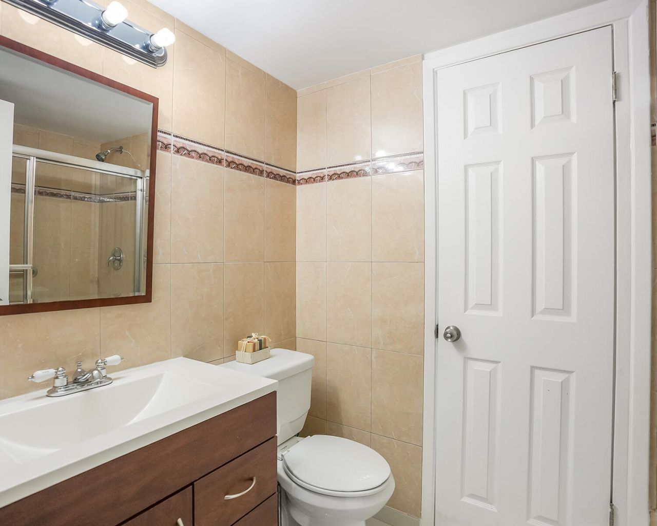 126 Golden Isles Drive, Unit 52A, Hallandale Beach, FL 33009 Photo