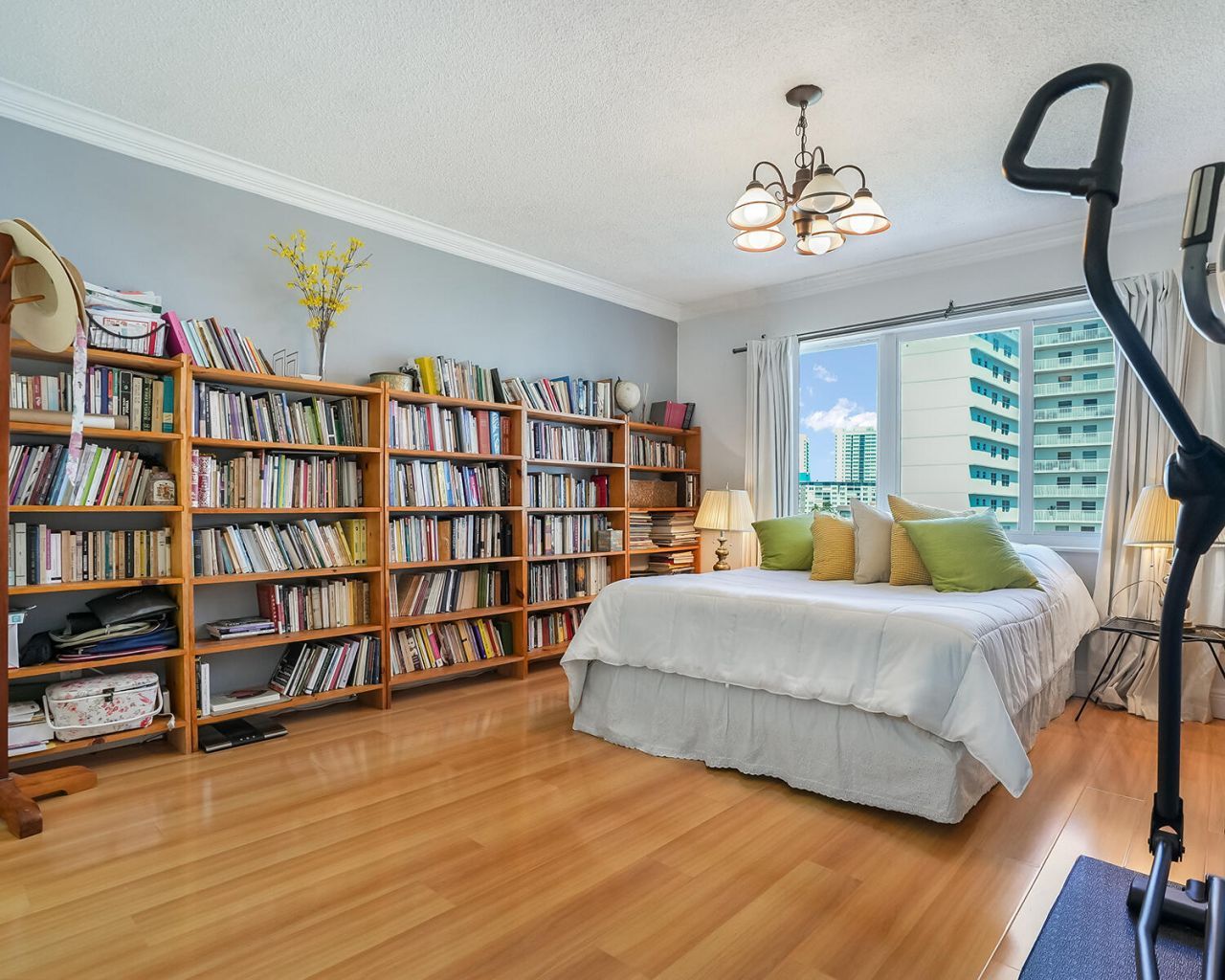 126 Golden Isles Drive, Unit 52A, Hallandale Beach, FL 33009 Photo