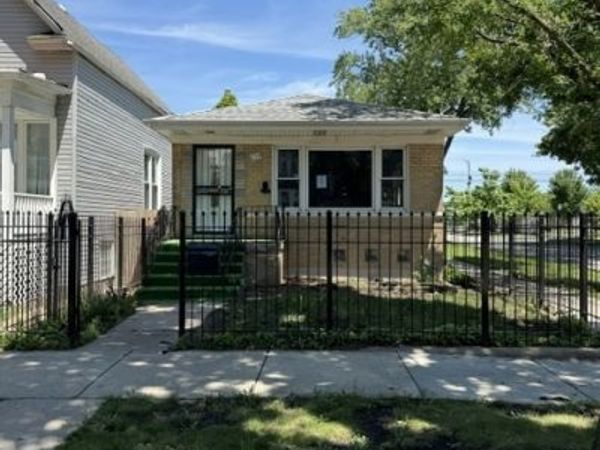 658 E 87th Place , Chicago, IL 60619