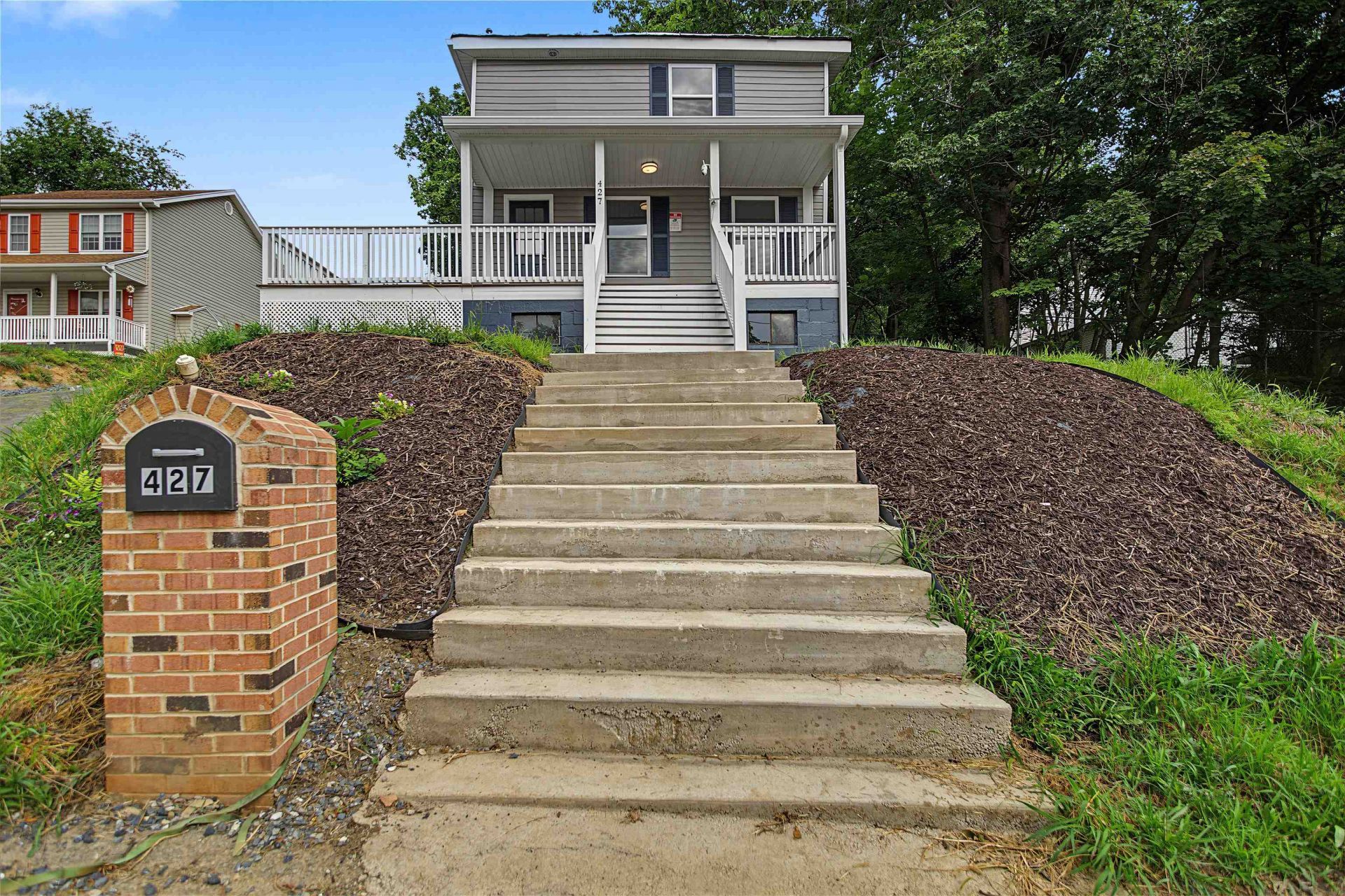 427 Montgomery Ave, Staunton, VA 24401 Main Photo
