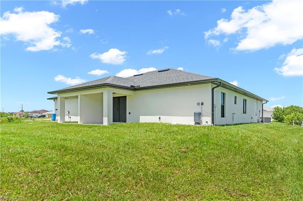 1507 Hank Ave, Lehigh Acres, FL 33973 Photo