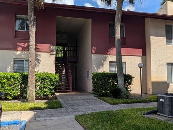 8605 CHAMPLAIN COURT, Unit 84, TAMPA, FL 33614