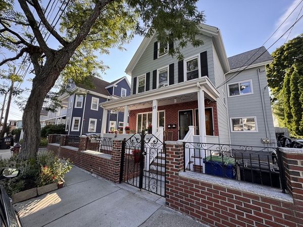 17 Farragut Avenue, Unit 2, Somerville, MA 02144