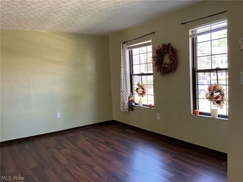 2295 Laurelwood Drive, Columbus, OH 43229 Photo 5